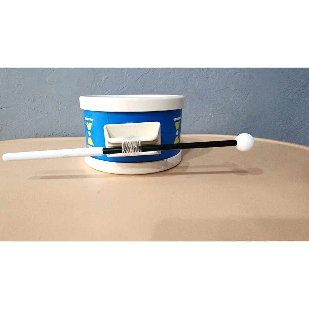 Vintage 1976 Fisher Price plastic toy drum‎ Blue & White Jack In Box xylophone